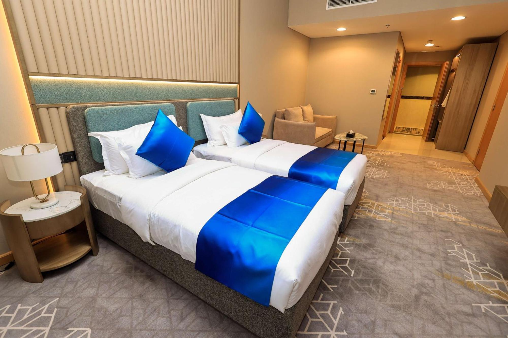 Premium Twin Room Non-Smoking